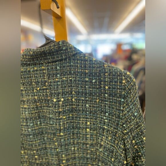 Coldwater Creek Med. Petite Green Waist Jacket - Picture 4 of 4